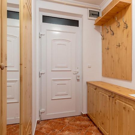 שיופוק Egyuett A Csalad II Apartman By Bltn מראה חיצוני תמונה
