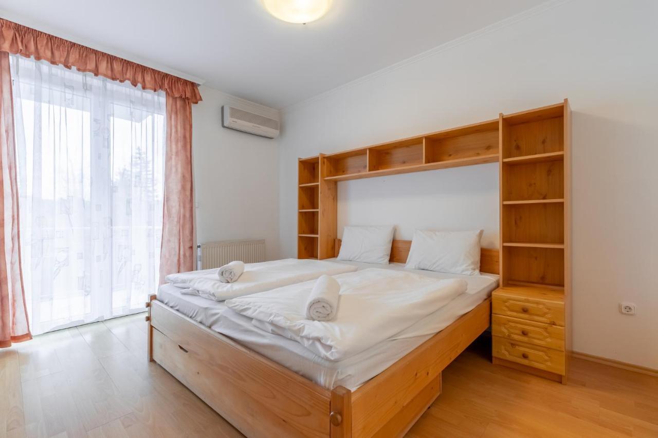 שיופוק Egyuett A Csalad II Apartman By Bltn מראה חיצוני תמונה