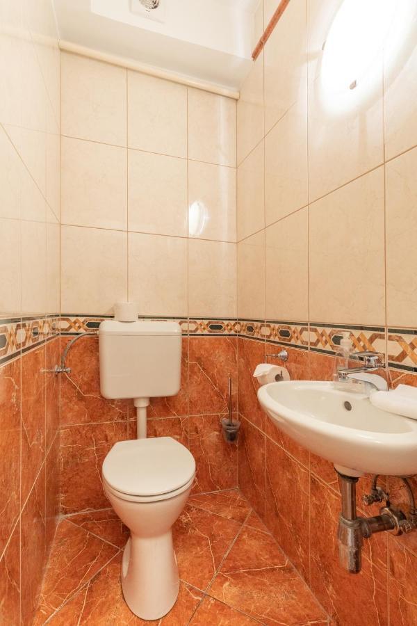 שיופוק Egyuett A Csalad II Apartman By Bltn מראה חיצוני תמונה